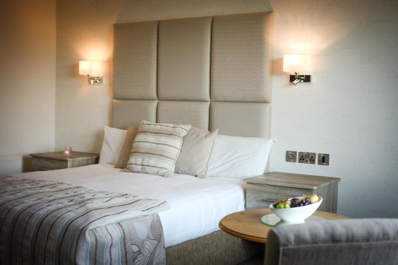 Kiltimagh Park Hotel ภายนอก รูปภาพ