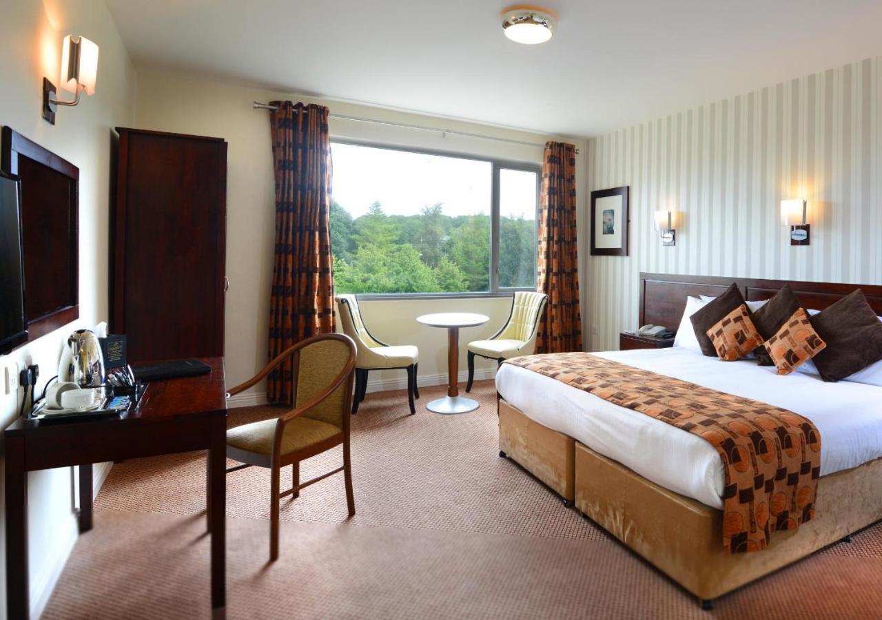 Kiltimagh Park Hotel ภายนอก รูปภาพ