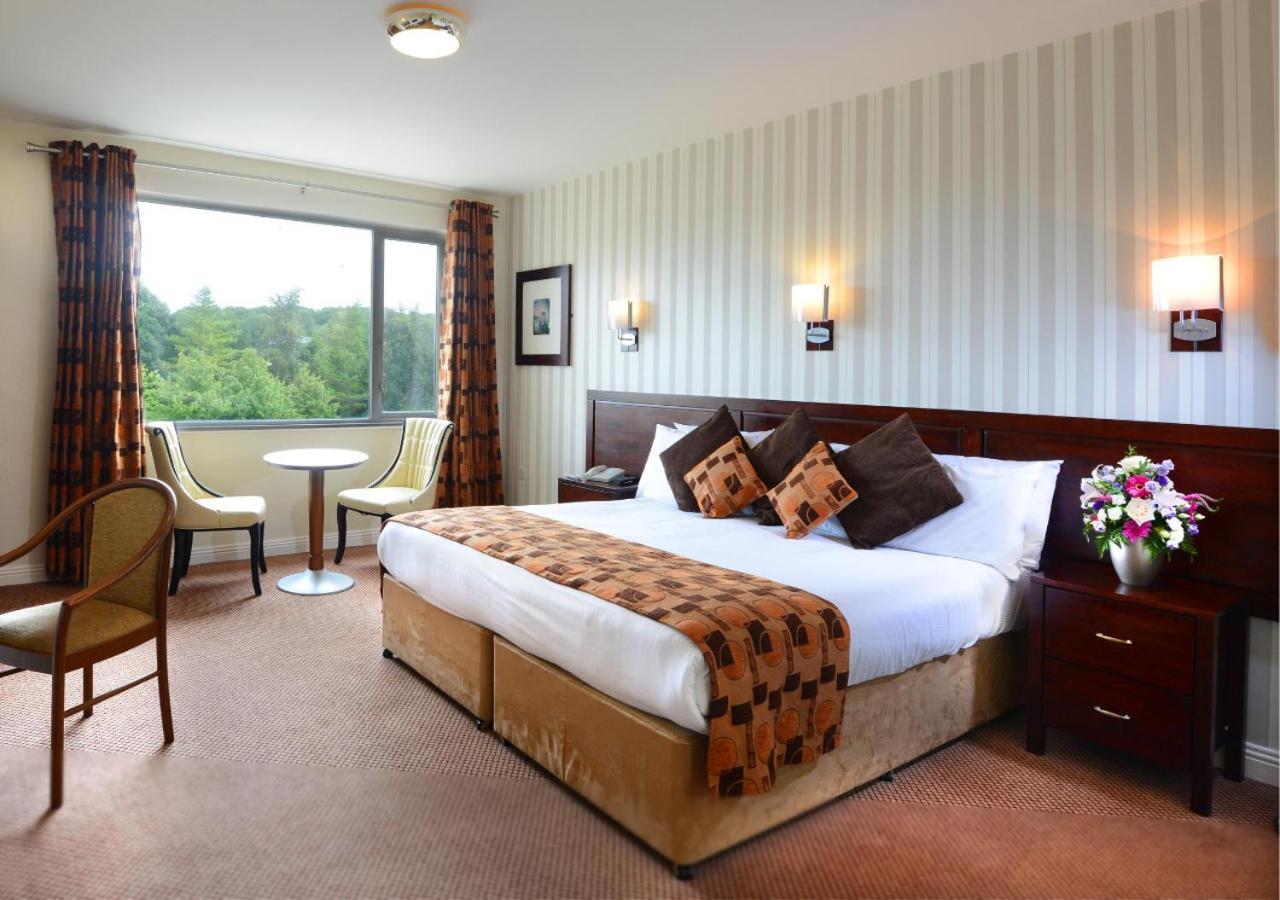 Kiltimagh Park Hotel ภายนอก รูปภาพ