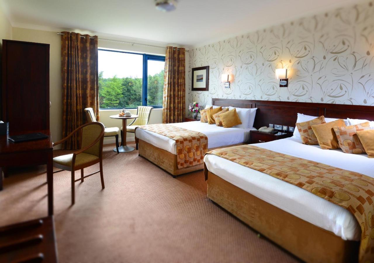 Kiltimagh Park Hotel ภายนอก รูปภาพ