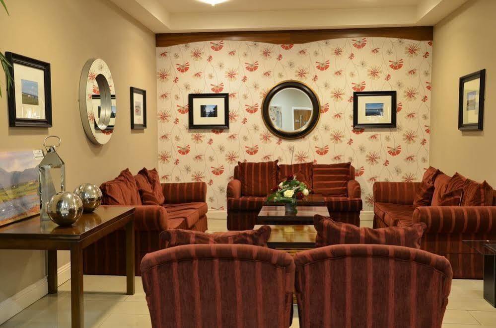 Kiltimagh Park Hotel ภายนอก รูปภาพ