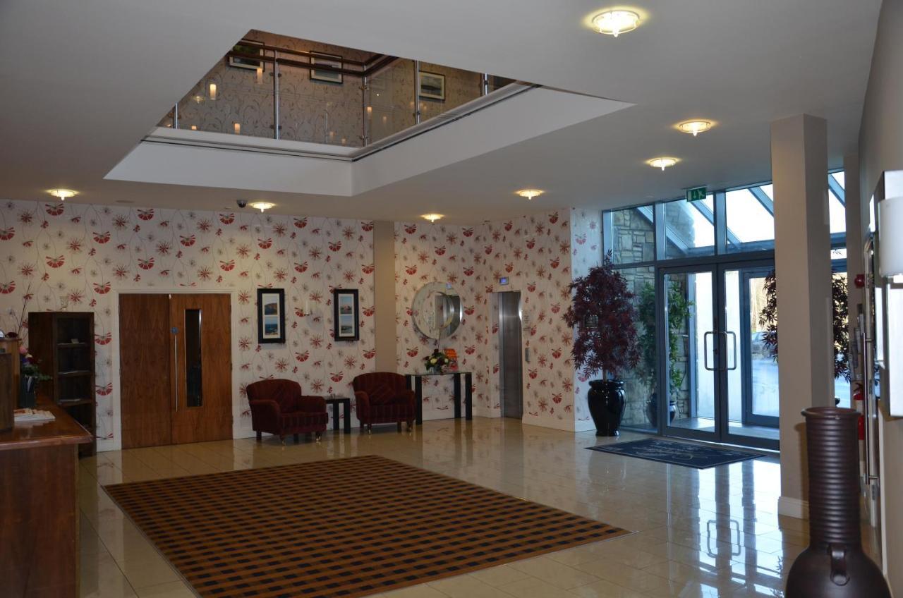 Kiltimagh Park Hotel ภายนอก รูปภาพ