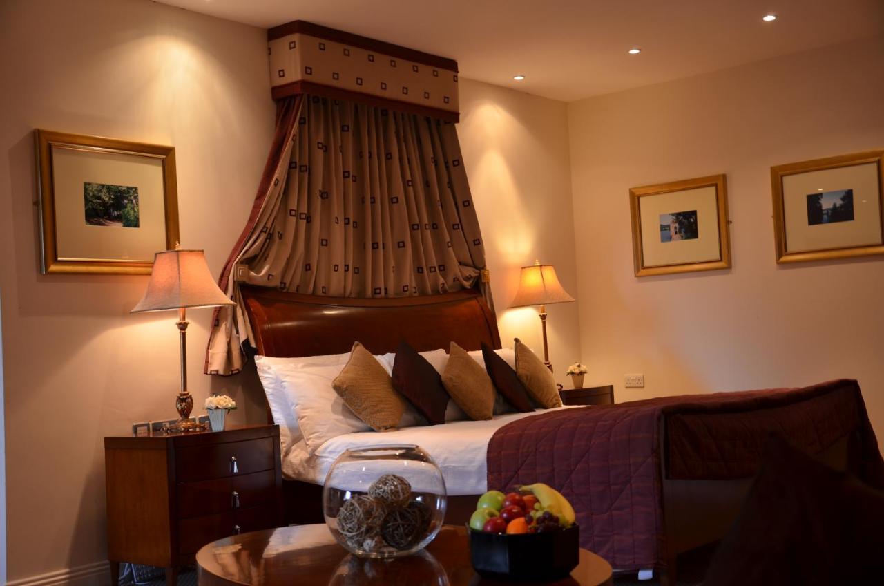 Kiltimagh Park Hotel ภายนอก รูปภาพ